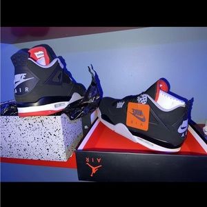 Bred 4s 2019 DS(DeadStock)